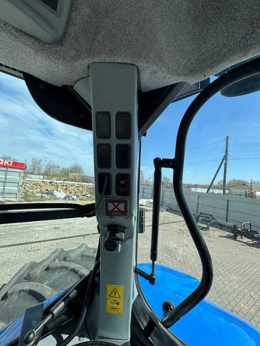 Продаж New Holland T7060