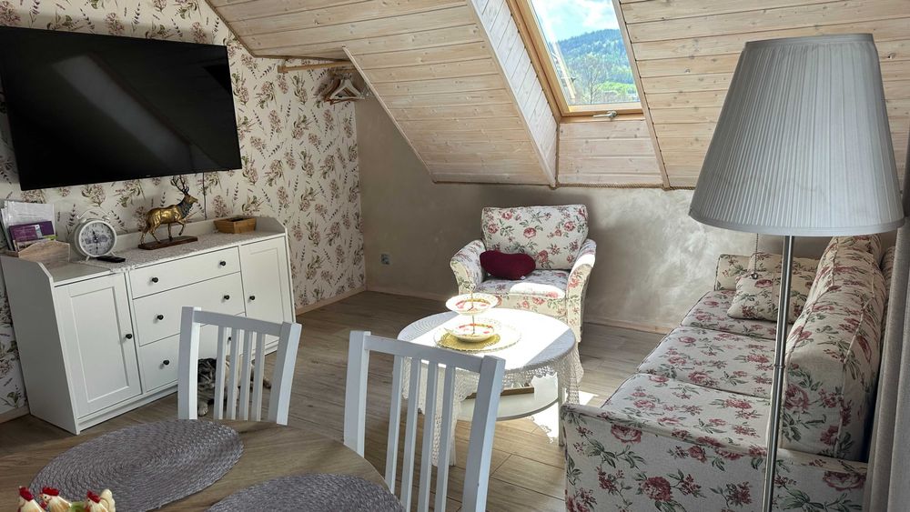 Karpacz -Sosnówka apartament butikowy z widokiem na góry do 3 osób.