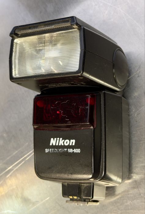 Lampa błyskowa Nikon Speedlight SB-600