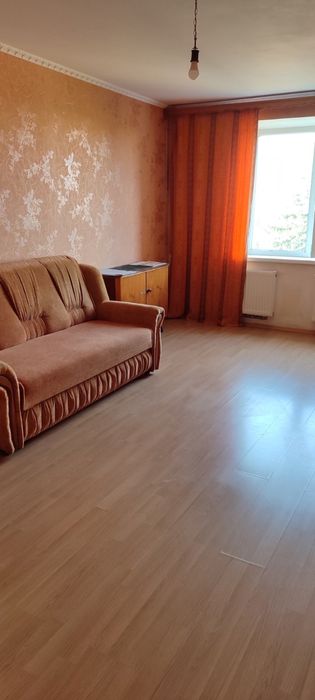 Сдам 1 ком. Кв в центре города !!