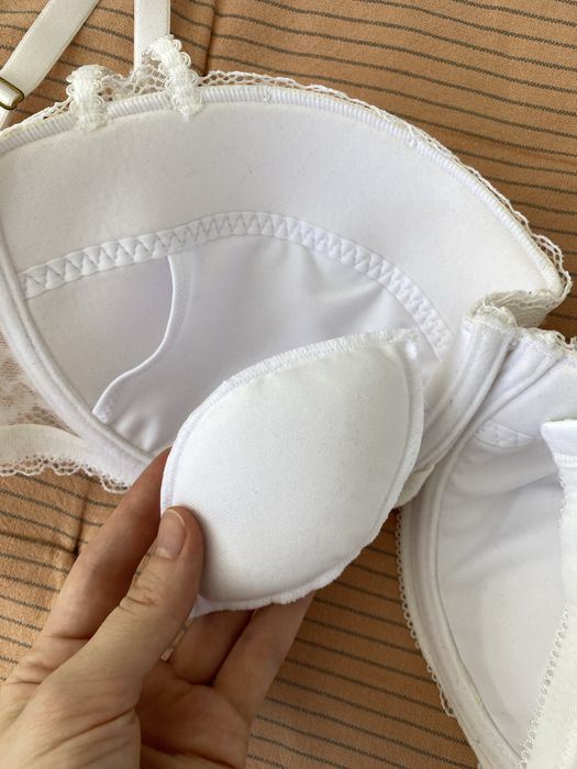 Новий бюстгальтер Ann Summers 70E