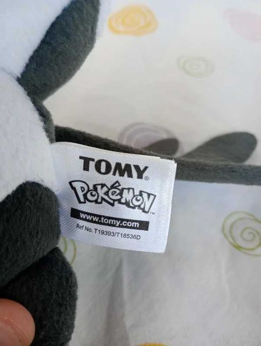 pokémon peluche Pikipek da marca tomy