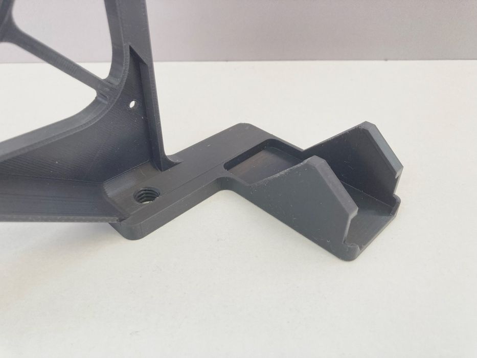 Продам кріплення для патч-антени Triple Feed Patch Array 5.8GHz