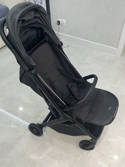 Прогулянкова коляска Espiro Nox.