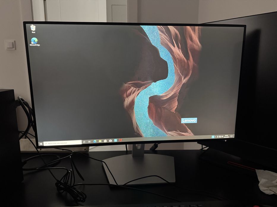 Komputer Lenovo v50s pc i5 10gen 16 gb ram monitor Dell 27