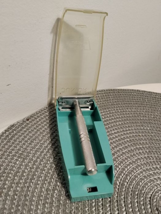 Kultowa maszynka do golenia z czasów PRL WIZAMET Junior plus opakowani