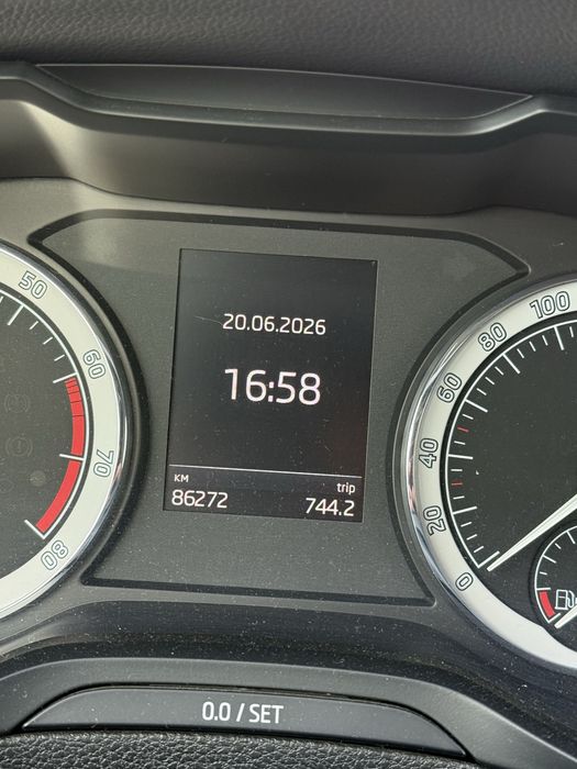 Skoda Karoq 2019 VIN TMBJR6NU2KB200264 фото оголошення 4 з 14