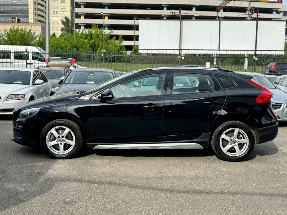 Volvo V40 Cross Country 1,6 D2 2013  ВІДЕО