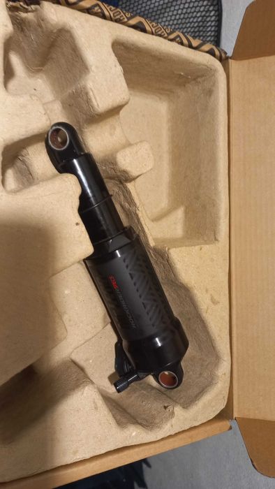 Amortecedor Manitou McLeod AIR 140mm 190x51