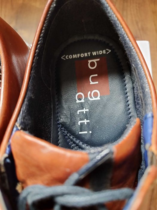 Sapatos Homem Bugatti em Pele