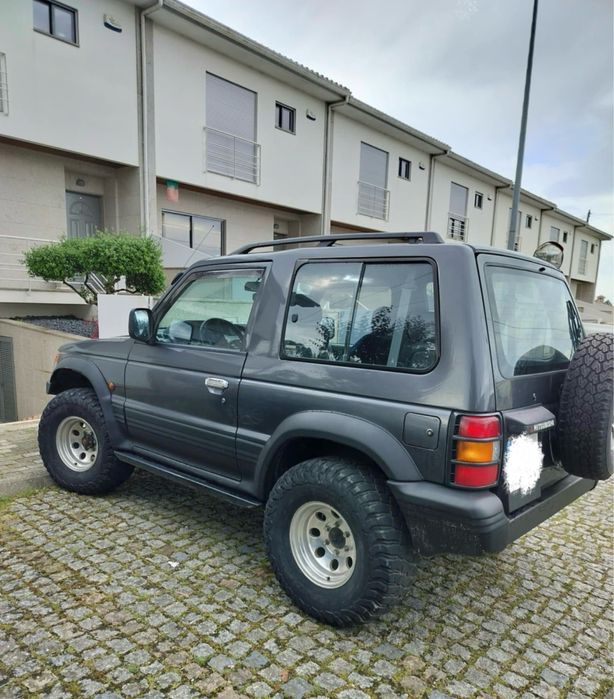 Mitsubishi Pajero 2.5 TD 4x4 (1993) – Clássico em Excelente Estado!