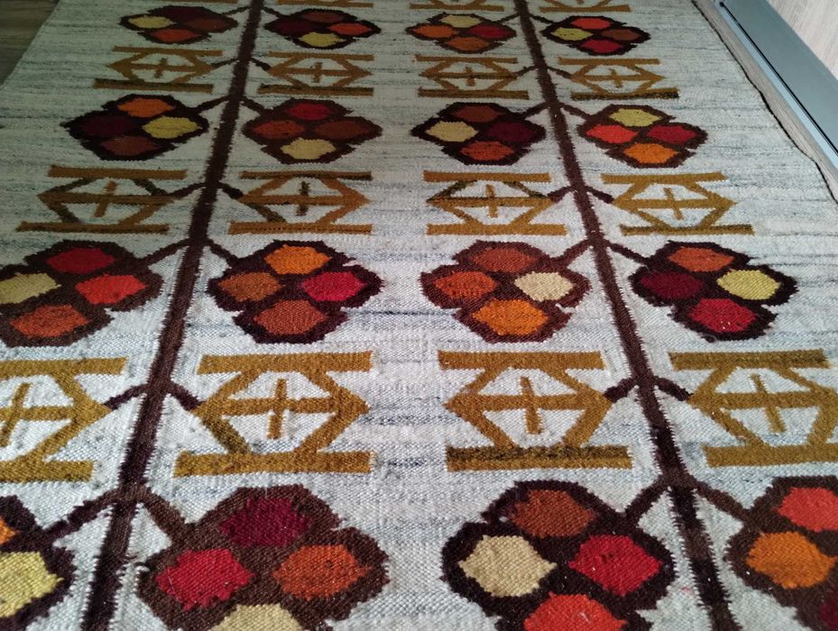 Wełniany ręcznie tkany kilim