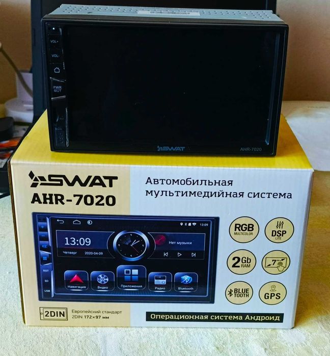 Андроід магнітола SWAT AHR-7020