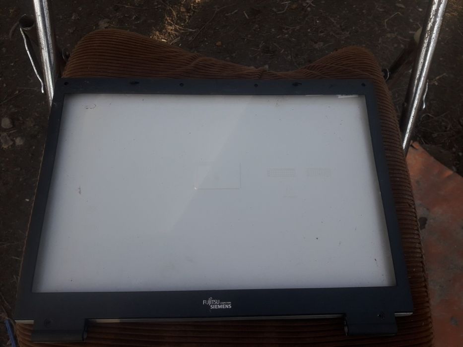 Ноутбук Аmilo m 1424