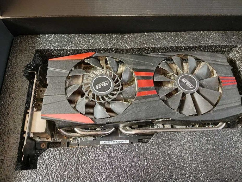 Відеокарта ASUS AMD R9 290 DirectCU II (4GB GDDR5 512bit)