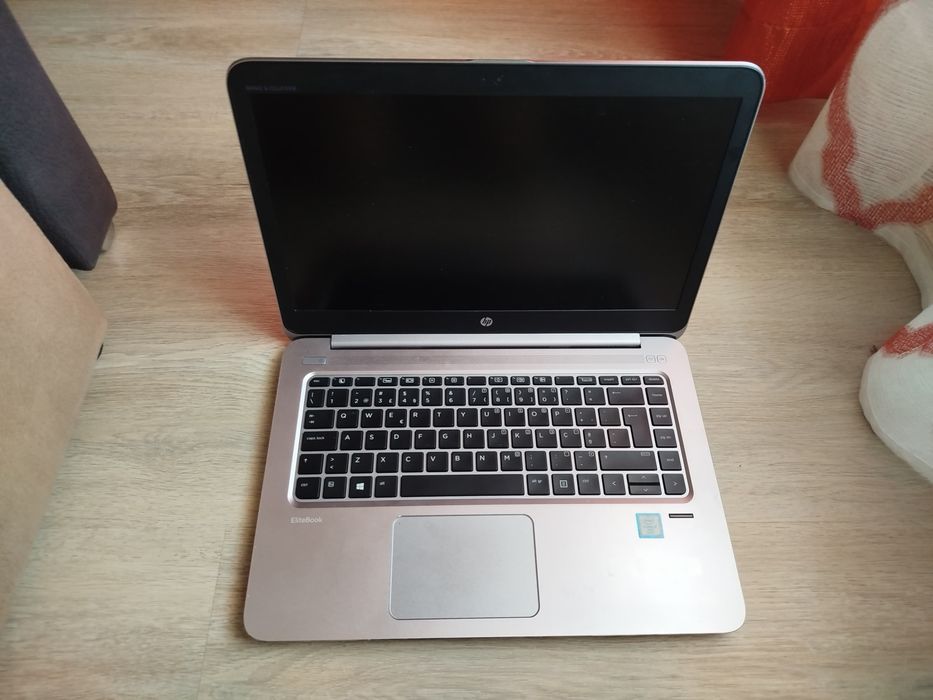 Hp  Hs 3110 pc portatil