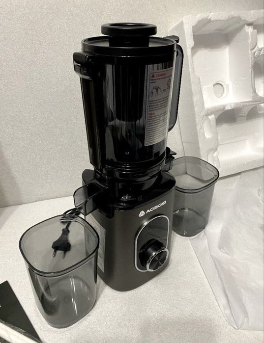 Соковижималка шнековая