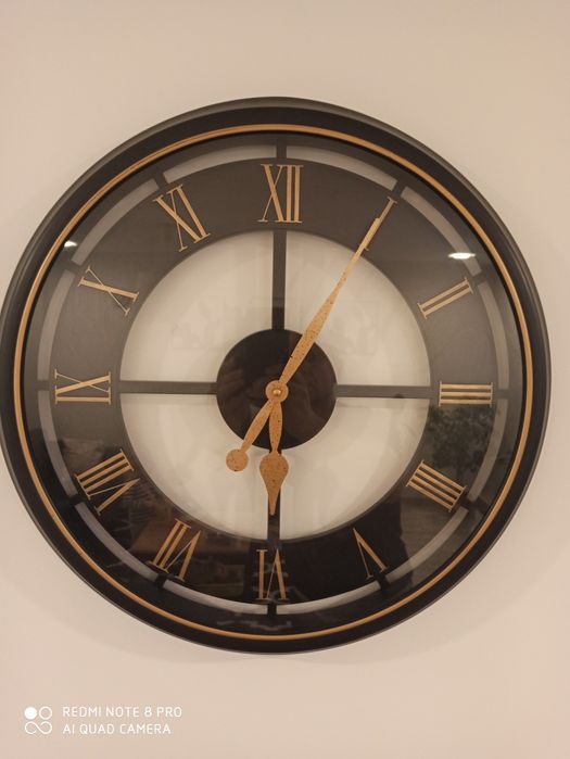 Zegar ścienn, stan jak nowy średnica 50 cm