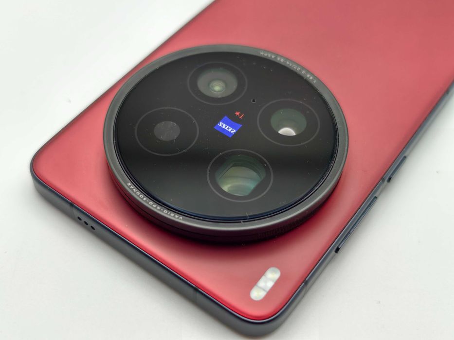 Vivo X200 Ultra (16GB/TB)