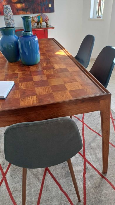 Cadeiras mesa jantar Area