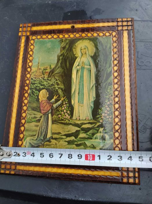 Rzeźba w drewnie Aniela Zgoda Motyw religijny