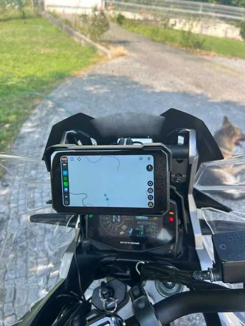 SUZUKI VStrom 1050 DE -trail