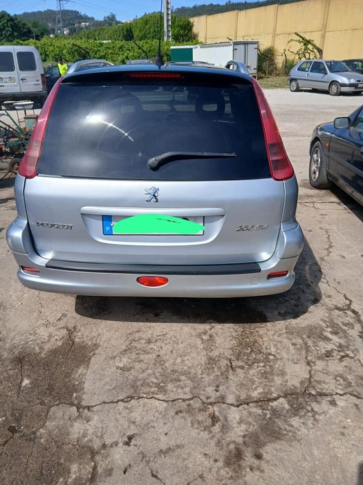 Vendo Peugeot ano 2004 muito boa
