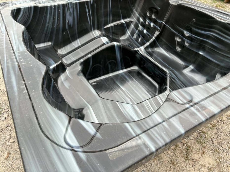 Wkłady akrylowe do balii ogrodowych jacuzzi SPA OUTLET II KLASA WYPRZEDAŻ