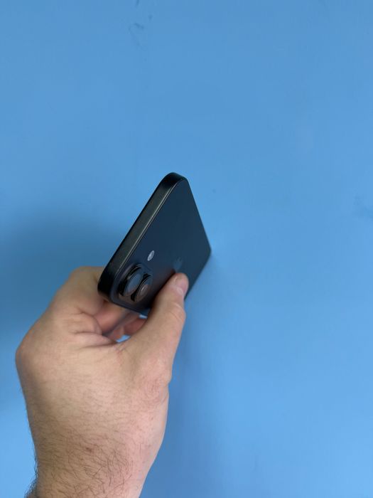 Apple Iphone 16 256Gb Black фізична сім