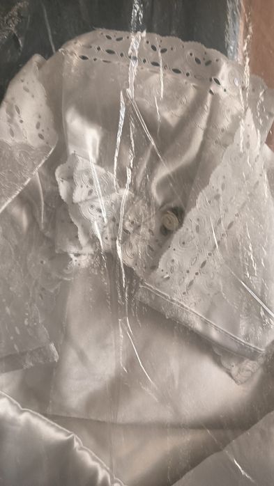 Sukieneczka na chrzest święty dla dziewczynki