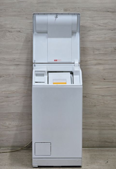 Вертикальна машина Miele W693 Топ.стан Укр.мова