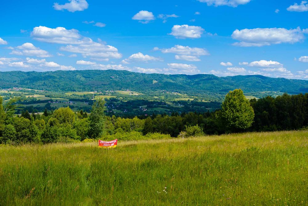 Gilowice – widokowa działka 2128 m² w Beskidzie Żywieckim z PRĄDEM!