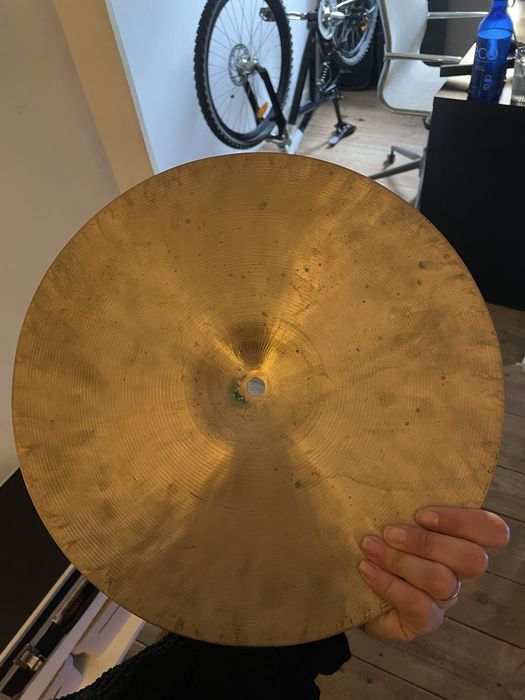 Prato de choque hi hat