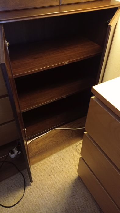 Witryna z szafką Borgsjo Ikea