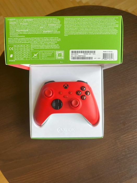 Kontroler MICROSOFT bezprzewodowy Xbox Pulse Red