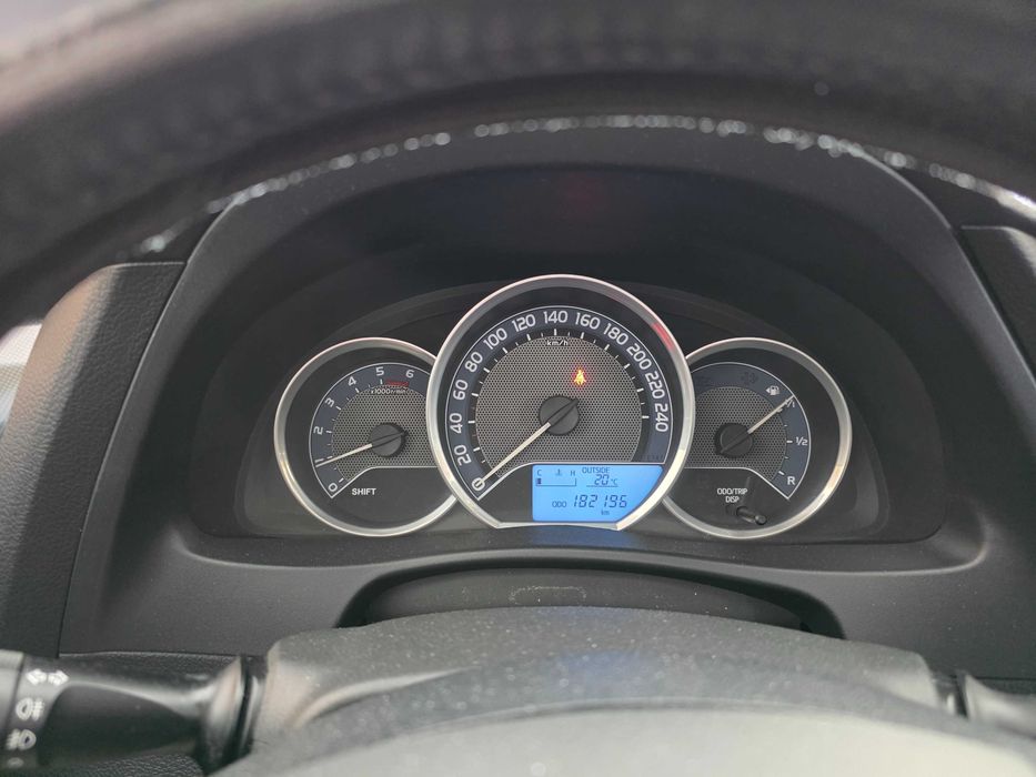 Toyota Auris 1.4D-4D Sport