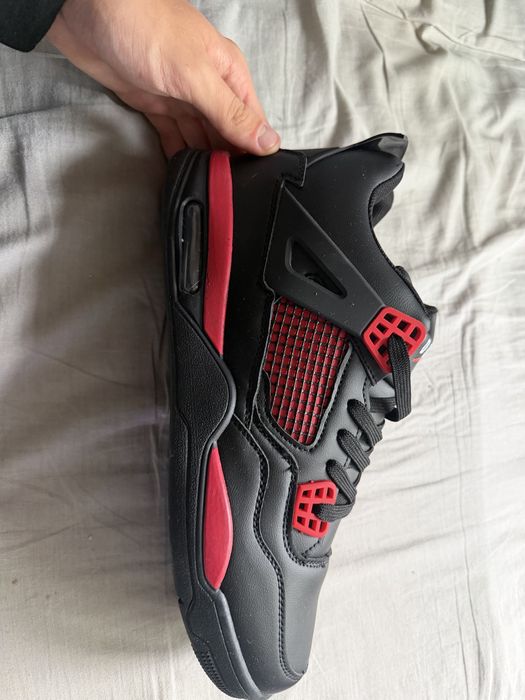 Air Jordan 4