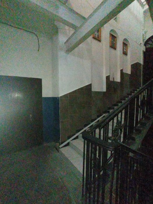 Продам супер гостинку возле метро Площадь Конституции...