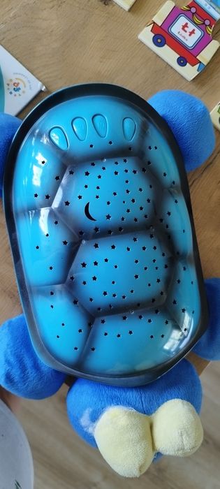 Zabawki,projektor,drewniane klocki