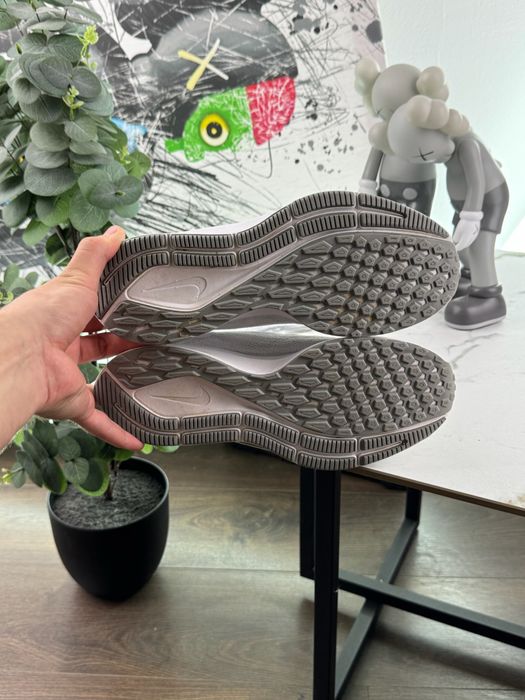 Кросівки Nike Air Zoom Pegasus 36 39 розмір Е14453