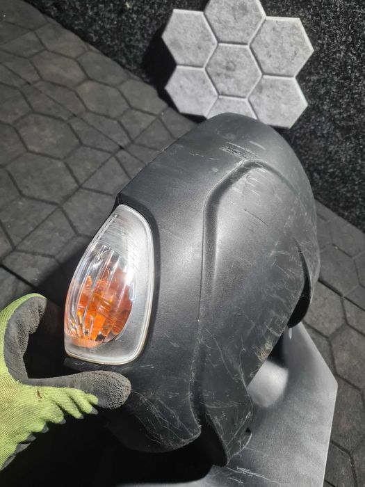 Renault Master III IV lift lusterko prawe 9 PIN OE Europa