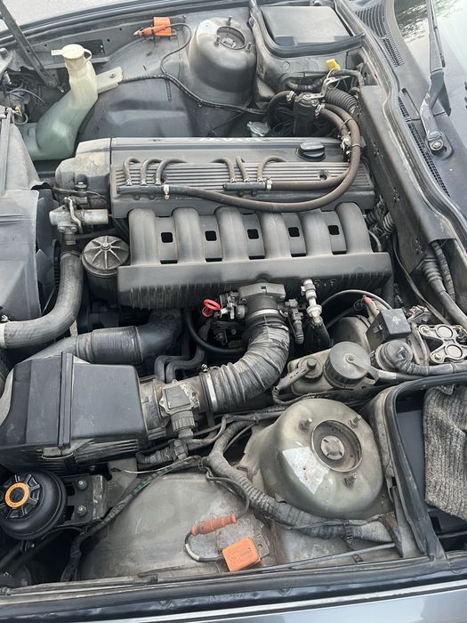 Bmw e34.