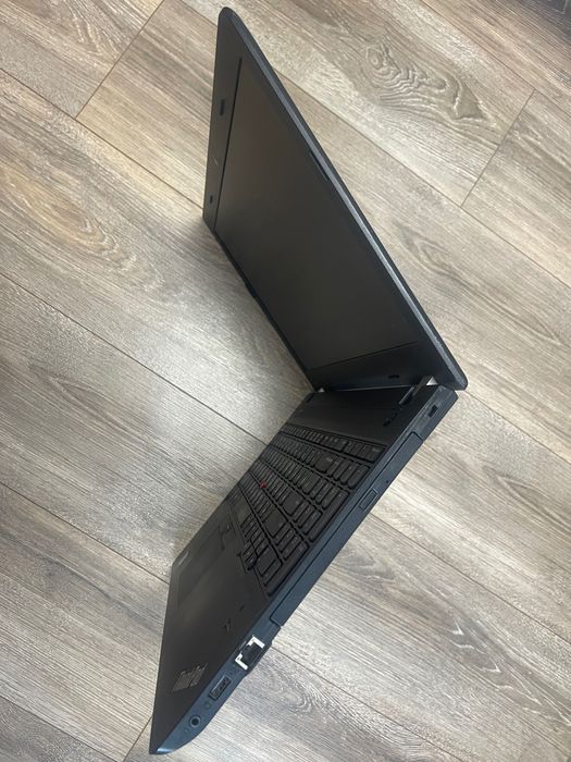 Ноутбук Lenovo ThinkPad E570, i5-7200U, 8GB, SSD 128GB, 15.6” HD