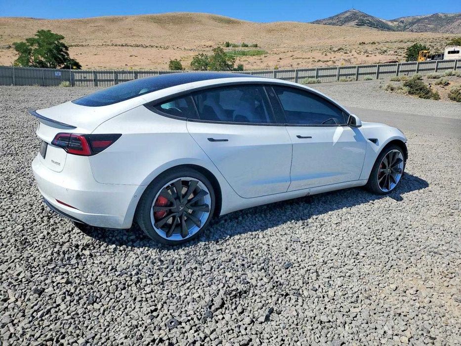 Tesla Model 3 2018