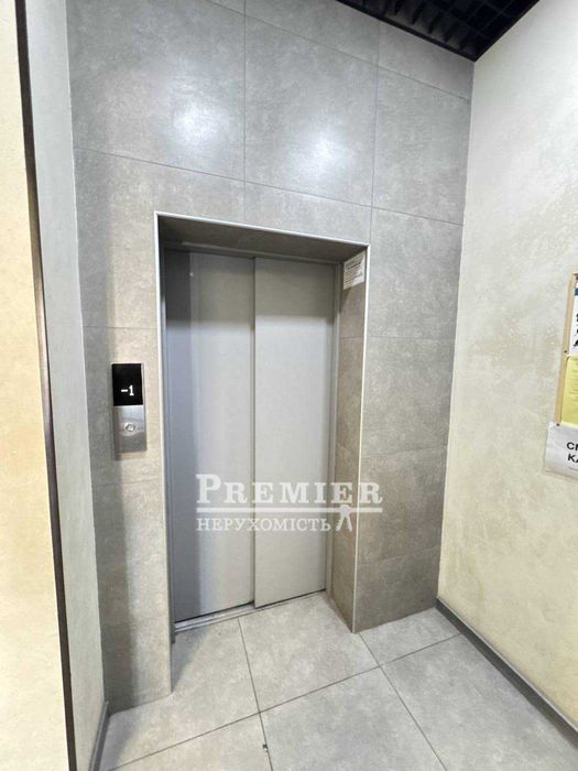 1-кімнатна квартира біля моря. Свіжий ремонт.