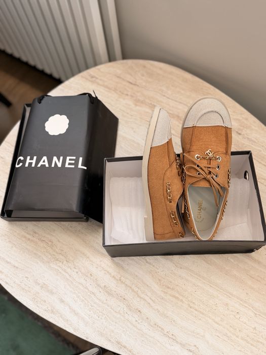 Лофери chanel на  38 повний розмір .