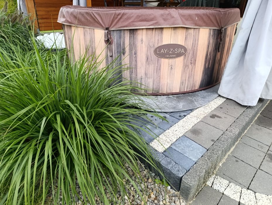 Duże Jacuzzi bestway model Helsinki 6 osób