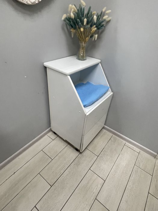 Тумбочки ящки подвесные