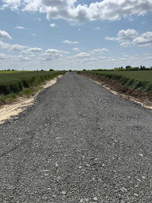 Продаж земельної ділянки під забудову у с. Озерце