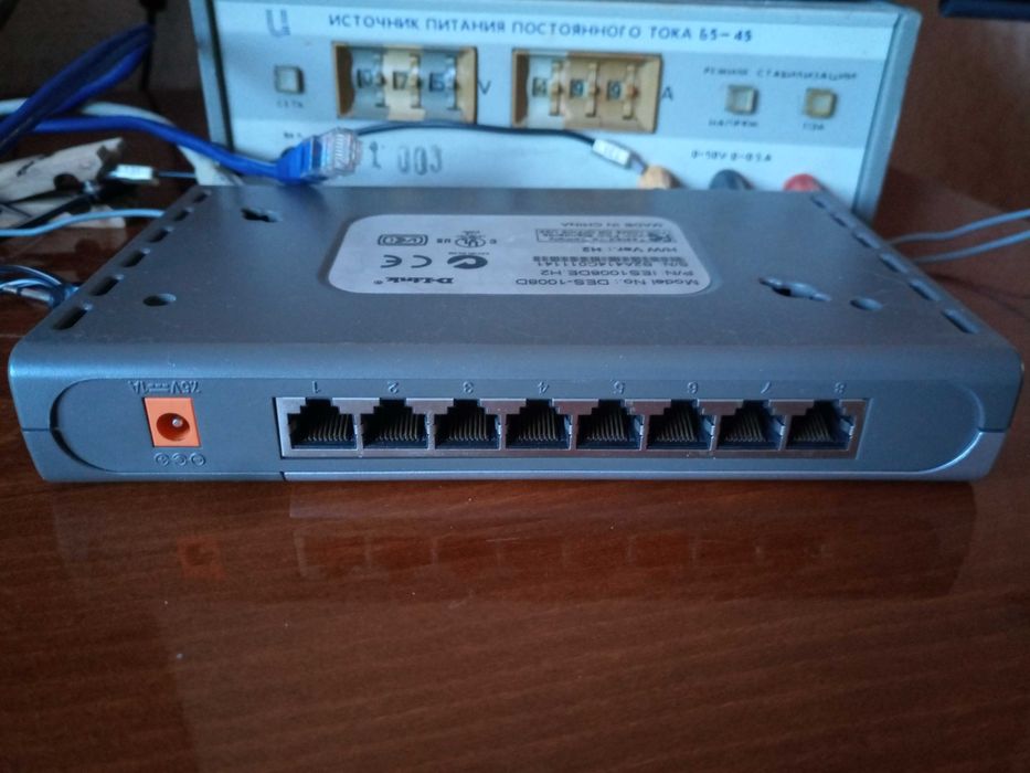 D-Link Des-1008D, маршрутизатор